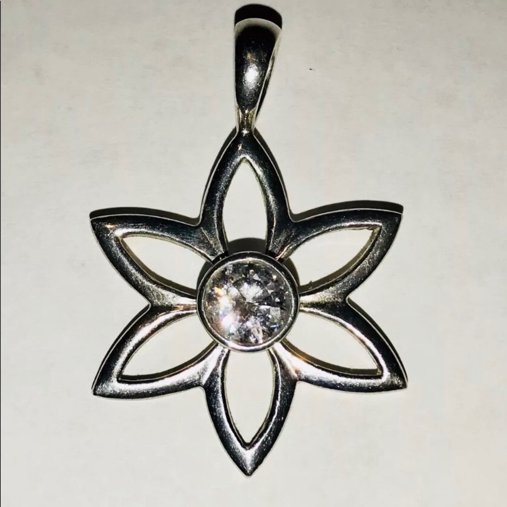 Silpada Daisy Pendent with CZ Center